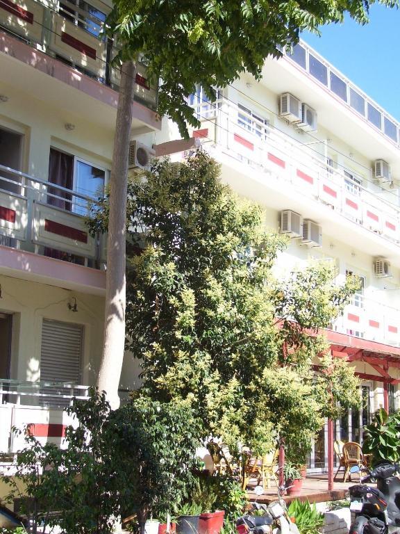 Bristol Apartments Кос Екстериор снимка
